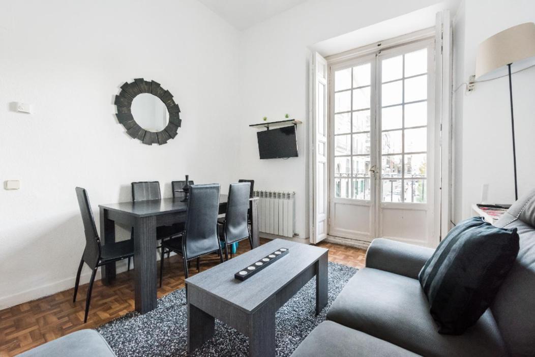 M&F Apartaments Chueca Madrid Exterior foto